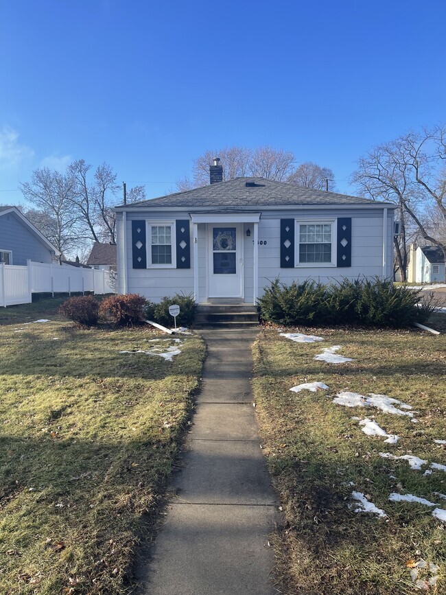 Building Photo - 7500 Colfax Ave S Rental