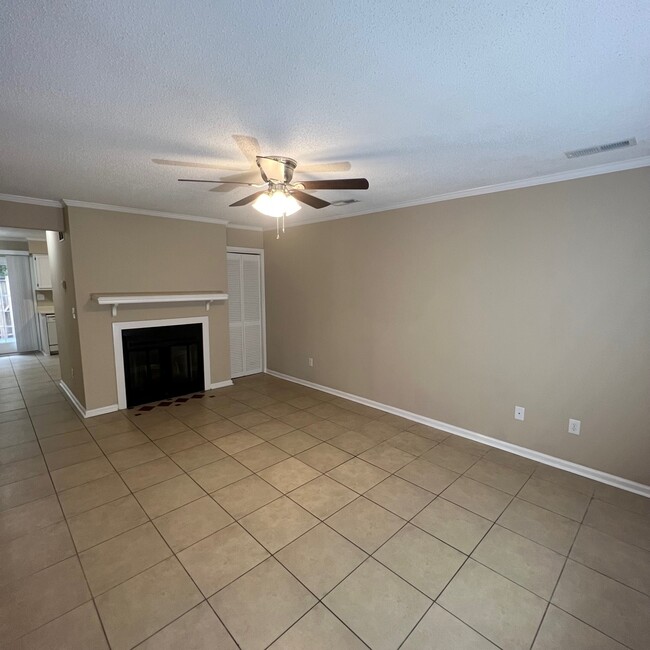 Photo - 2905 Cedar Creek Rd