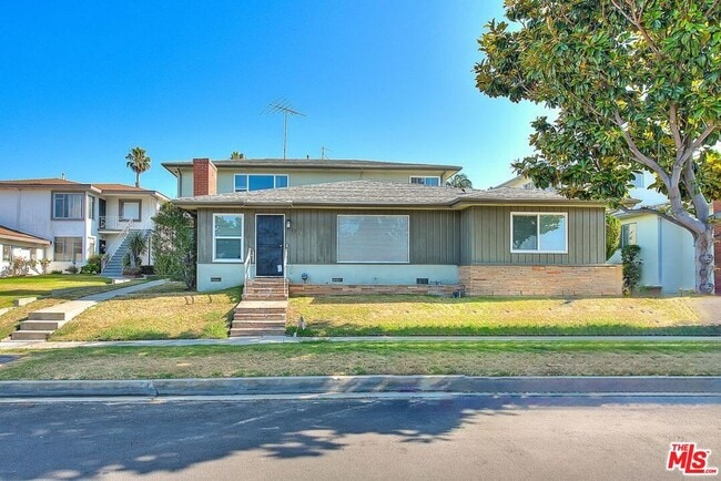 Photo - 5253 W Slauson Ave