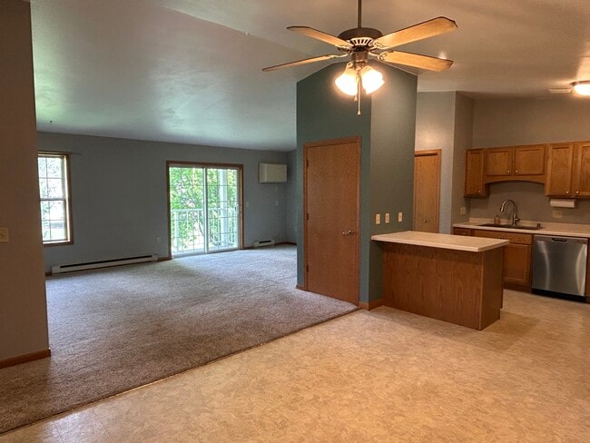 Photo - 1434 Watercress Cir Unit Watercress Cir