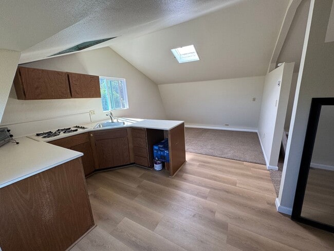 Photo - 1590 Solomon Rd