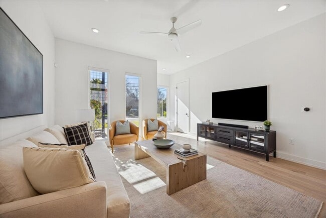 Photo - 1508 Redd St