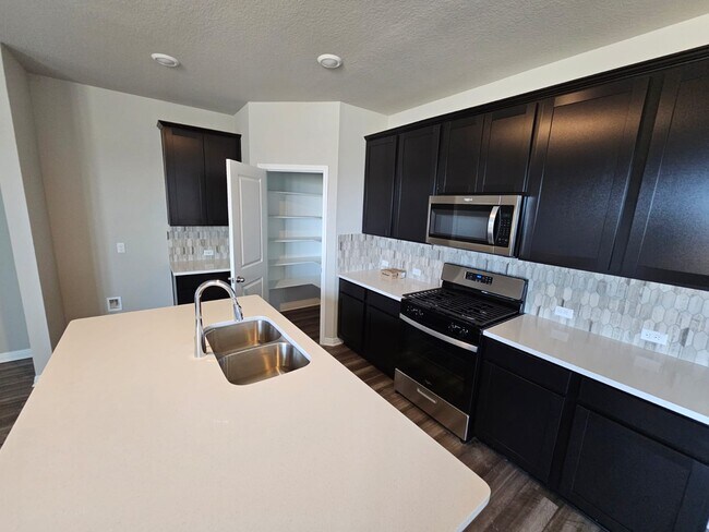 Photo - 3708 Sweet Watermelon Ln
