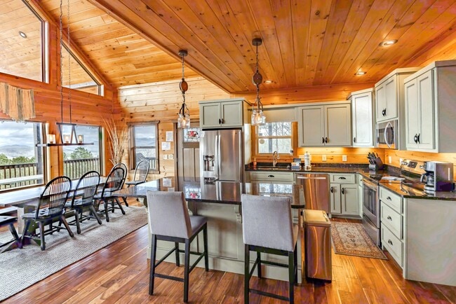 Photo - 921 Ridge Peak Dr
