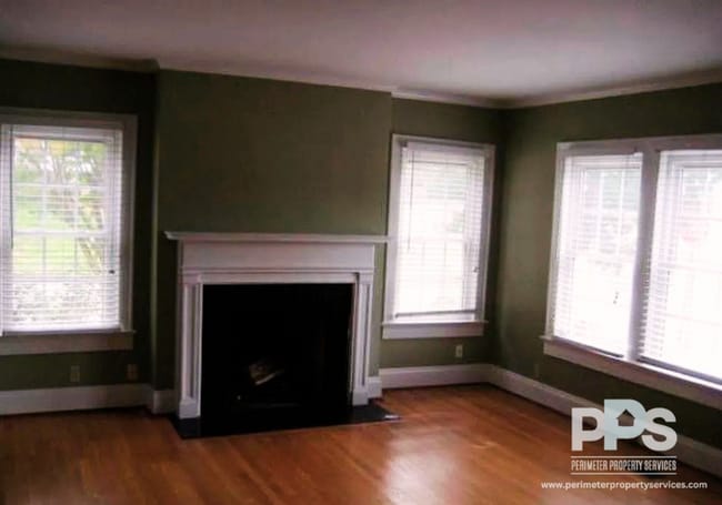 Photo - 1275 Winburn Dr