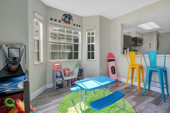 Photo - 141 Coco Plum Dr
