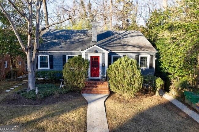 Building Photo - 1280 Stillwood Dr NE