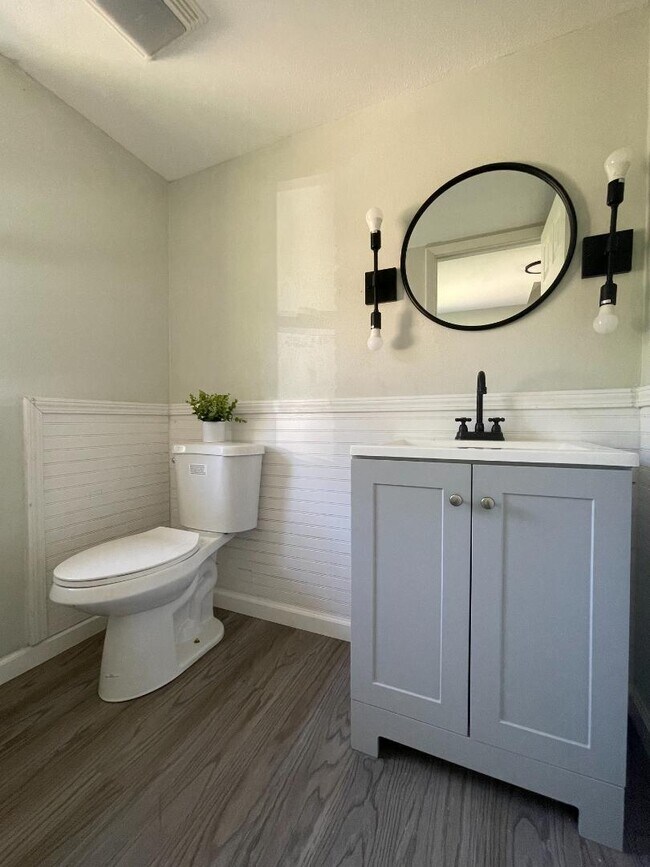 Photo - 1101 Arrowhead Dr