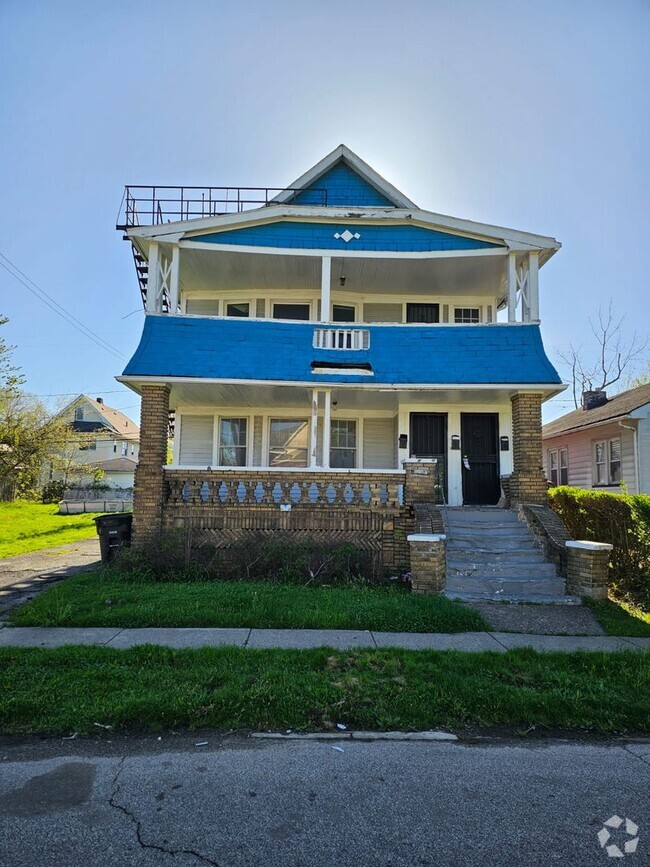 Building Photo - 3685 E 143rd St Unit 2 Rental