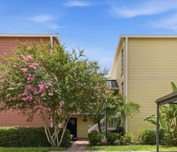 Building Photo - 2424 W Tampa Bay Blvd Unit G104