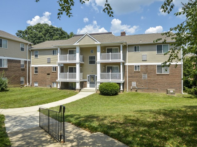 Glen Eagle Village Apartments - Glen Eagle Village Apartments