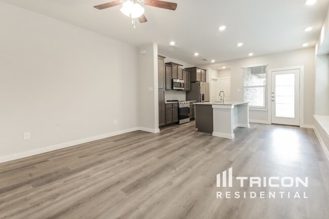 Photo - 2528 Waddill Rivers Wy