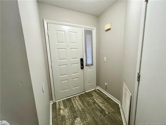 Photo - 6792 Willowbrook Dr