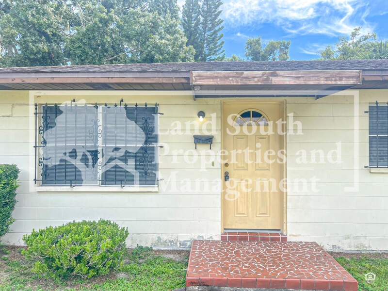 Photo - 318 Ariana St