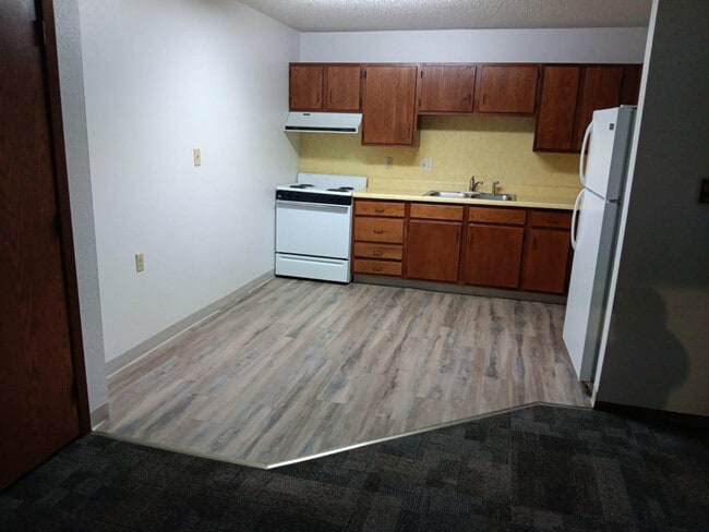 Building Photo - 1204 S Ave Rental