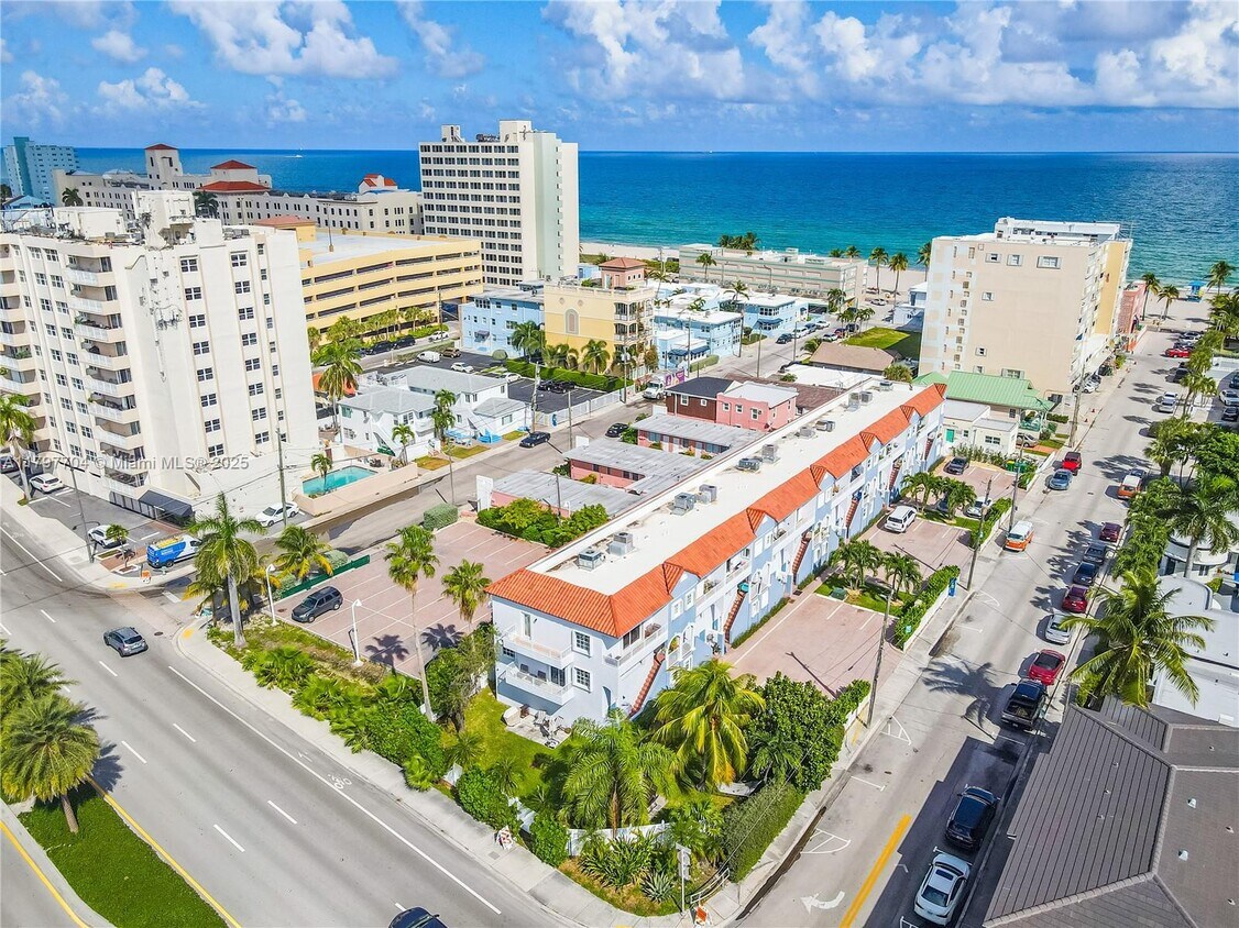 Photo - 349 Virginia St (Hollywood, FL)