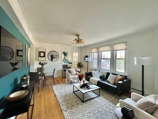 Photo - 1450-1550 Beacon St Unit 744