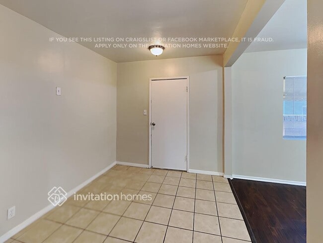 Photo - 7826 Ben Ave