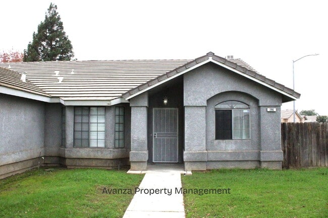 Photo - 4 Bedroom/2 Bath Home in Clovis 
(Herndon and Armstrong)