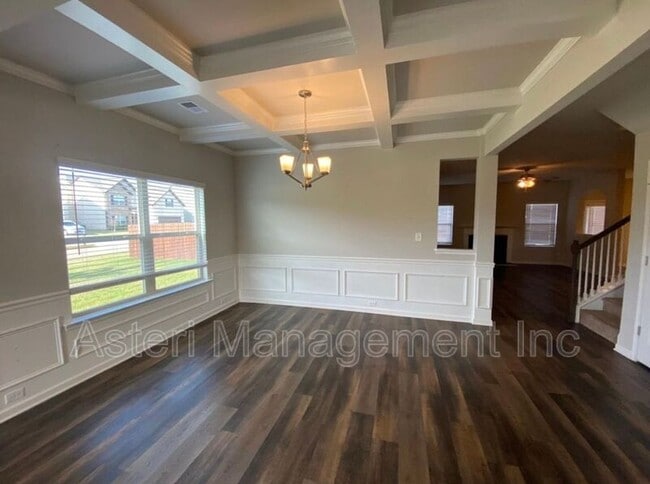 Photo - 300 Ousley Way