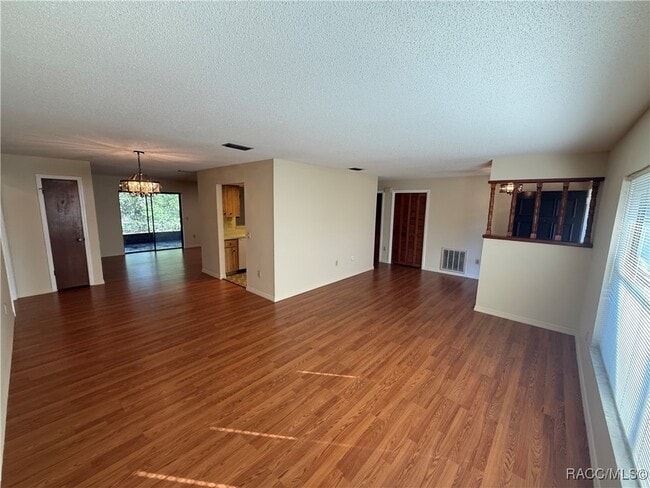 Photo - 6191 E Tenison St