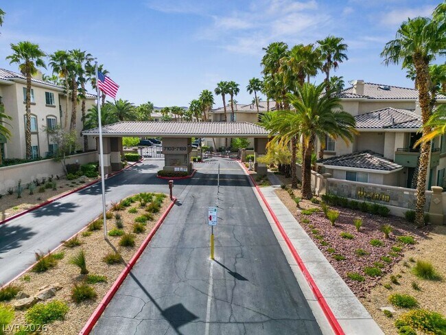 Building Photo - 7107 S Durango Dr Unit 305