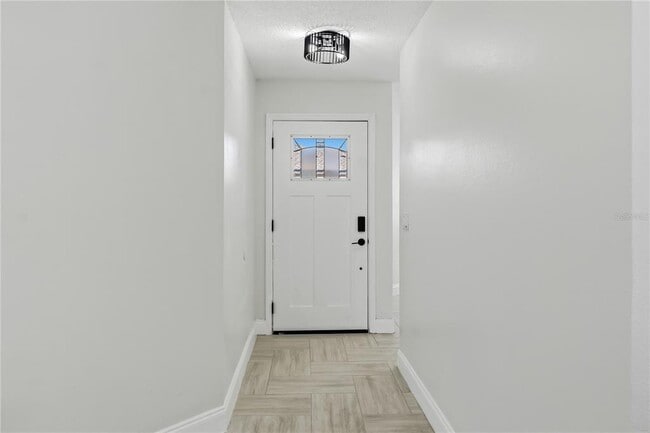 Photo - 182 Pinewood Cir