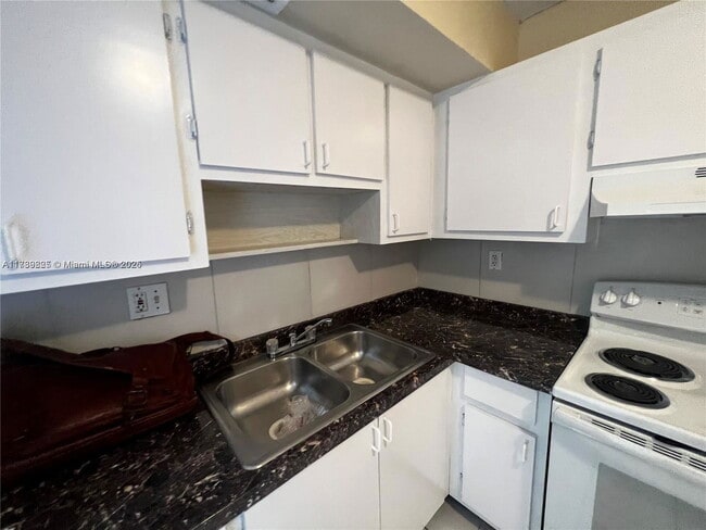 Photo - 3610 NW 21st St Condo Unit 207