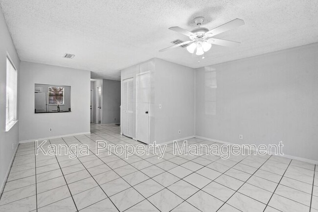 Photo - 408 N Cypress Dr Unit #5