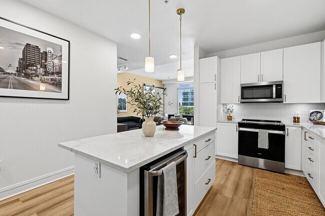 Modern Kitchen with Island