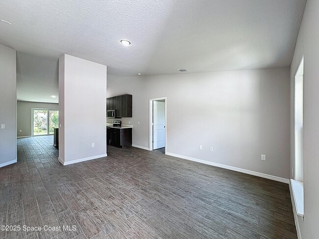 Photo - 144 Roosevelt St