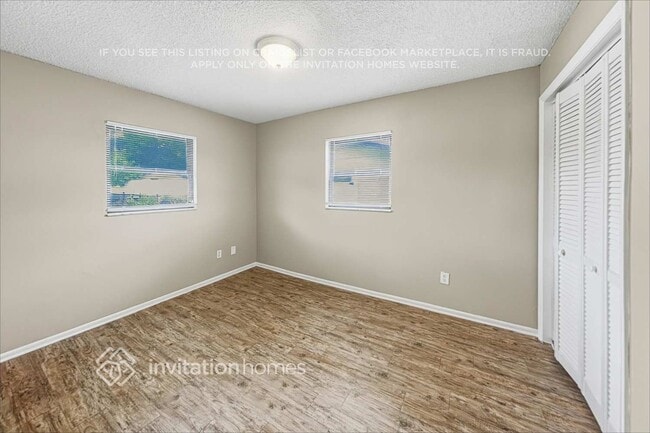 Photo - 10948 Tangora St