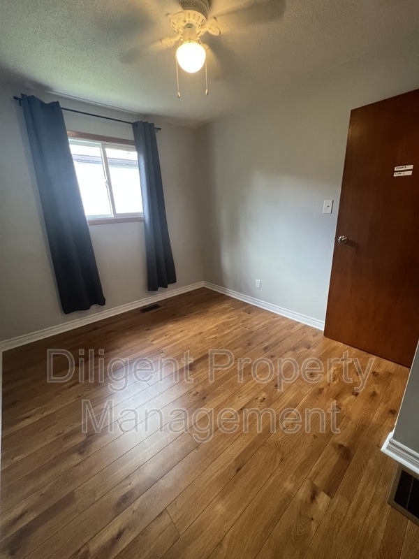 Photo - 926 Dainard Dr