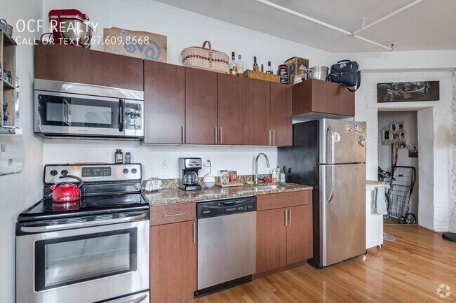 Building Photo - 4 Leverington Ave Unit 303 Rental