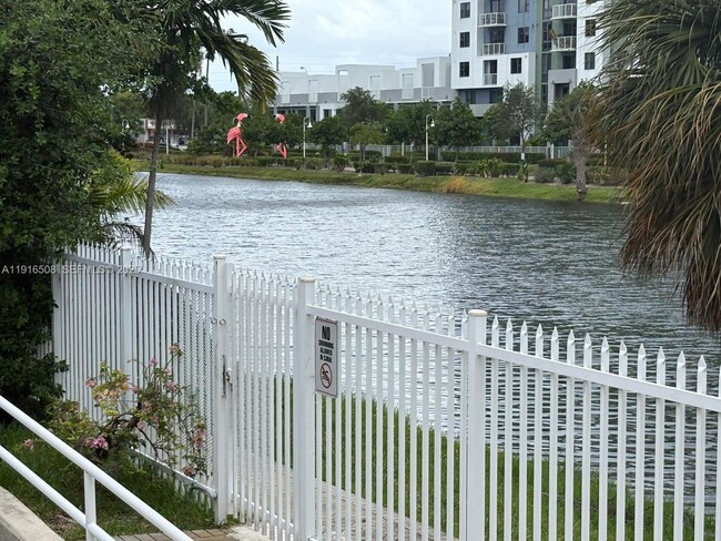 Photo - 2092 NE 167th St Unit 2-115