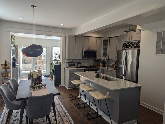 Photo - 5615 2nd St NW