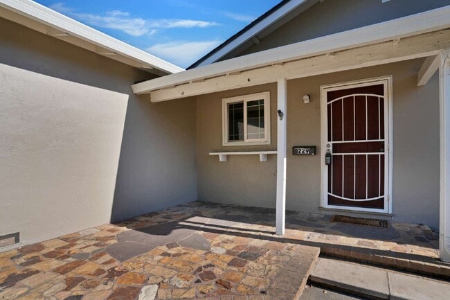 Photo - 229 Seabiscuit Dr