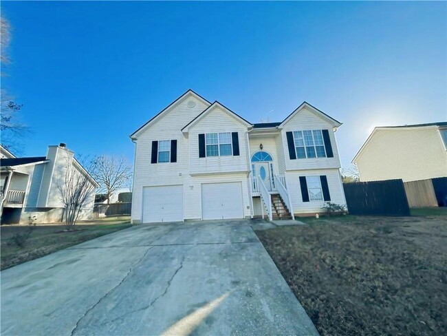 Building Photo - 6031 Ambassador Dr