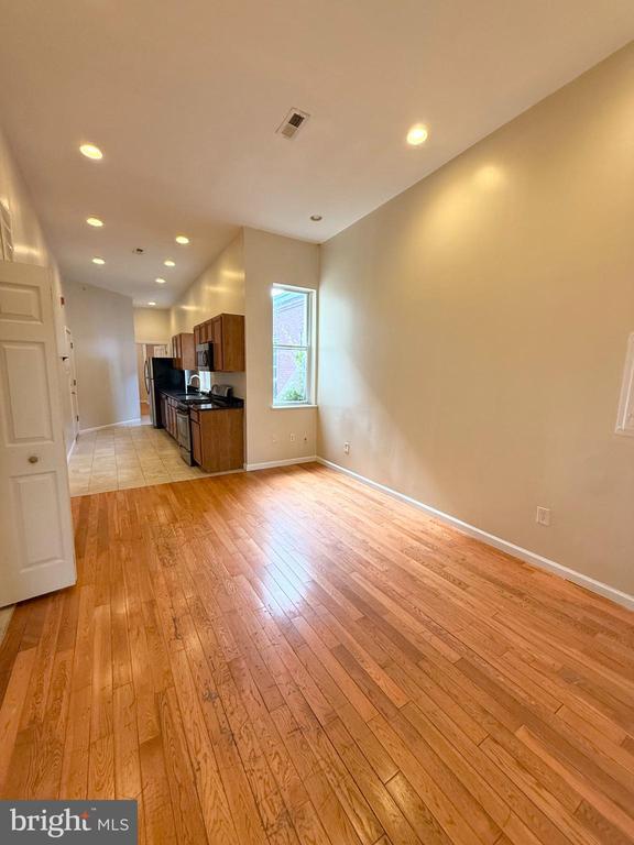 Building Photo - 2125 N 15th St Rental