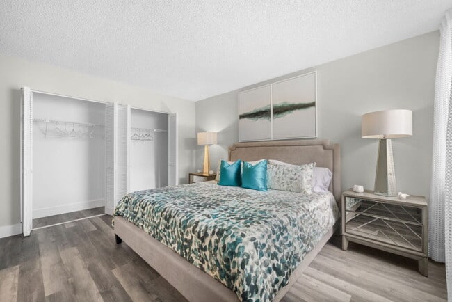 Photo - Jacaranda Club