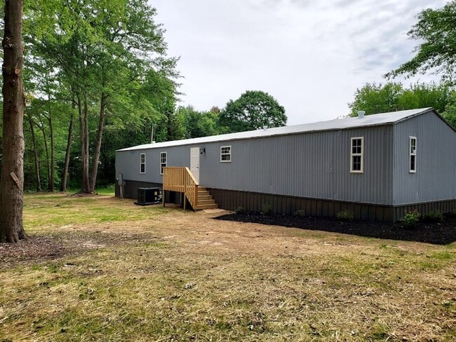 Photo - 128 Arthur Davis Cir