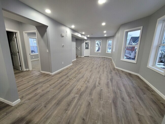 Photo - 166 Northampton Ave