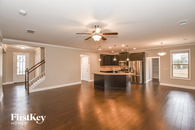 Photo - 97 Dunston Way