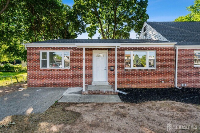 Photo - 614 Remsen Ave Unidad 1