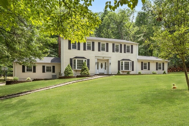 Photo - 68 Briarwood Ave