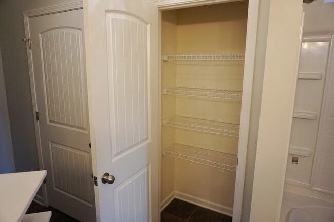 Photo - 2221 Silverton Dr