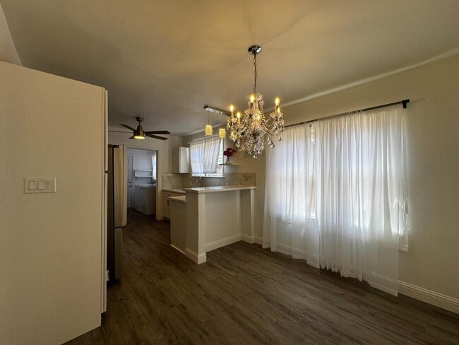 Photo - 1106 N Fruit Ave