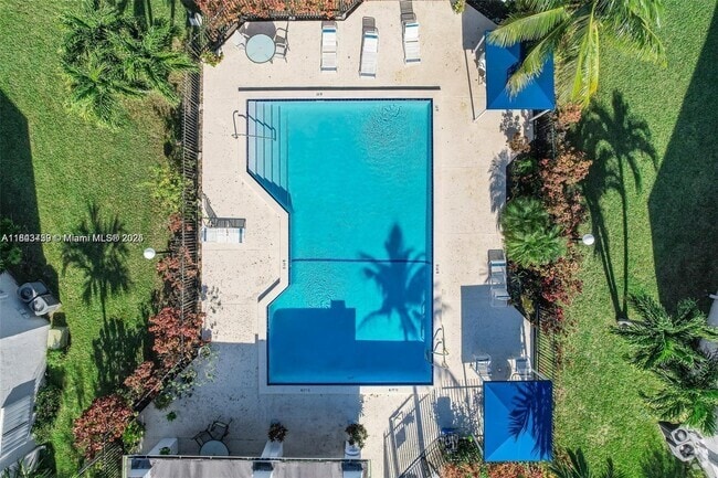 Building Photo - 9407 Fontainebleau Blvd Unit 106 Rental