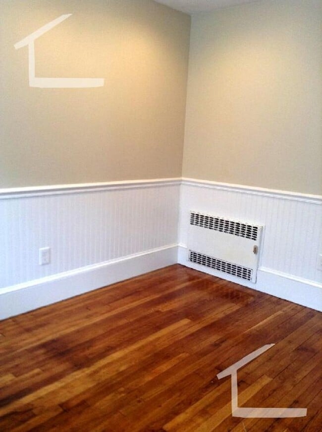 Photo - 32 Irvington Rd