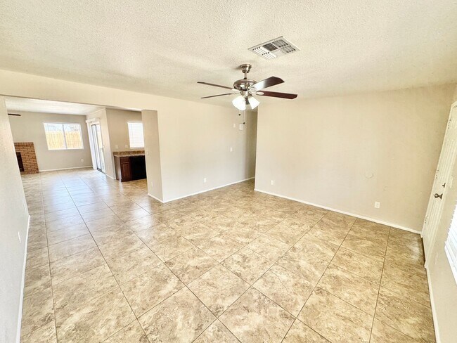 Photo - Fantastic 3 Bedroom/2 Bath Single Level Home & NO HOA!  Schedule a Showing Today!